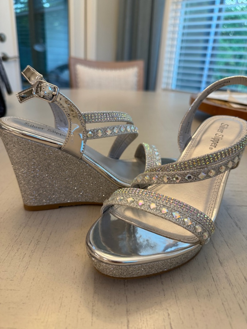Silver Slippers wedge heels. Sling back, adjustable strap. Size 6 - Picture 2 of 6